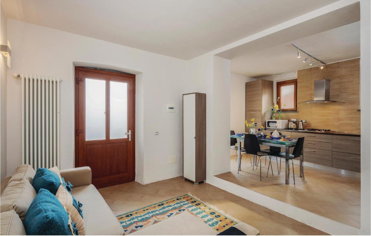 Beautiful Apartment In Pitelli -Sp- With Kitchen La Spezia Eksteriør billede