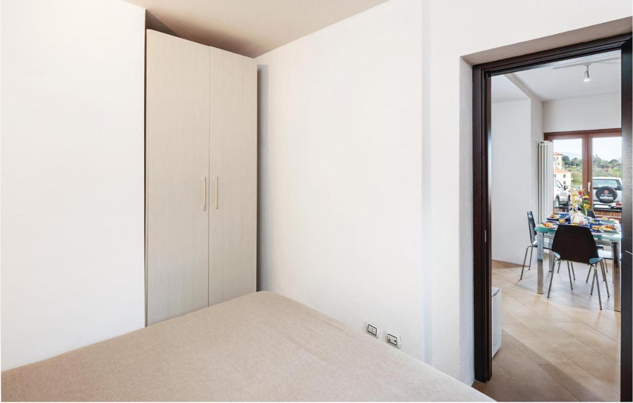 Beautiful Apartment In Pitelli -Sp- With Kitchen La Spezia Eksteriør billede